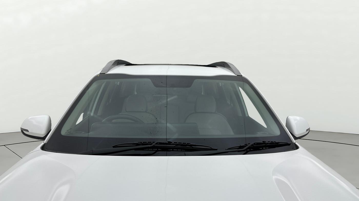 2021 KIA SONET HTX 1.0 IMT, Petrol, Manual, 52,945 km, Front Windshield