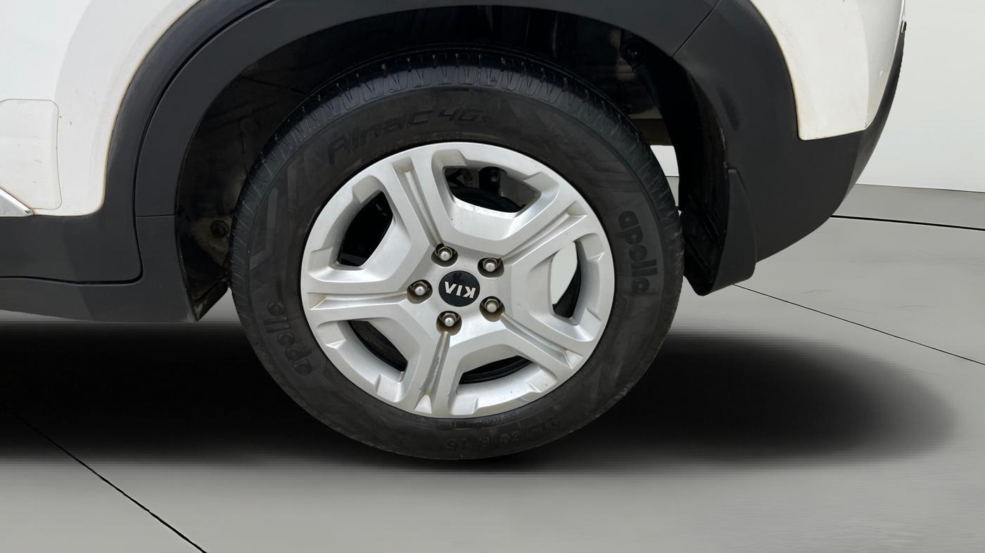 2020 KIA SONET HTK PLUS 1.2, Petrol, Manual, 21,410 km, Left Rear Wheel