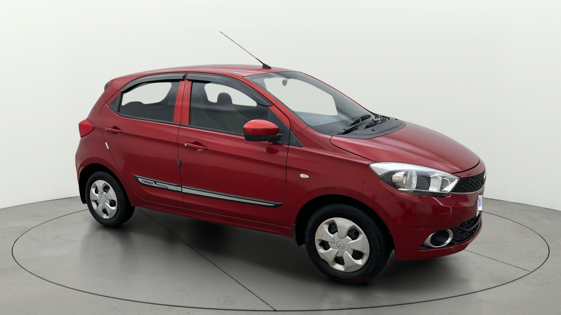2017 Tata Tiago 2021-2026 XT PETROL 2017 Tata Tiago 2021-2026 XT PETROL
