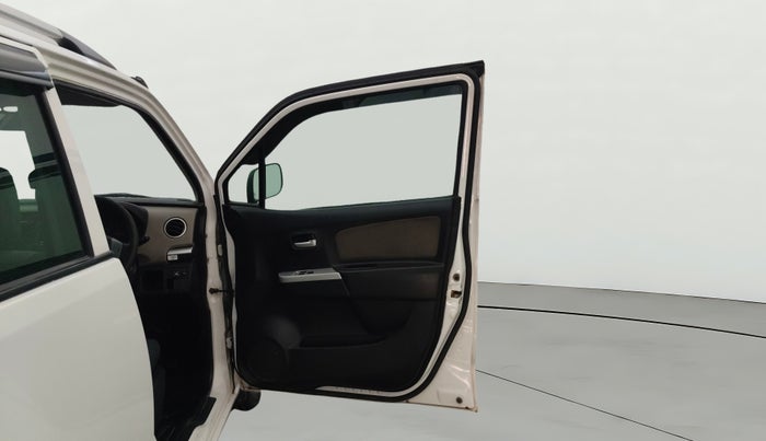 2013 Maruti Wagon R 1.0 LXI, CNG, Manual, 93,957 km, RHS Front Door