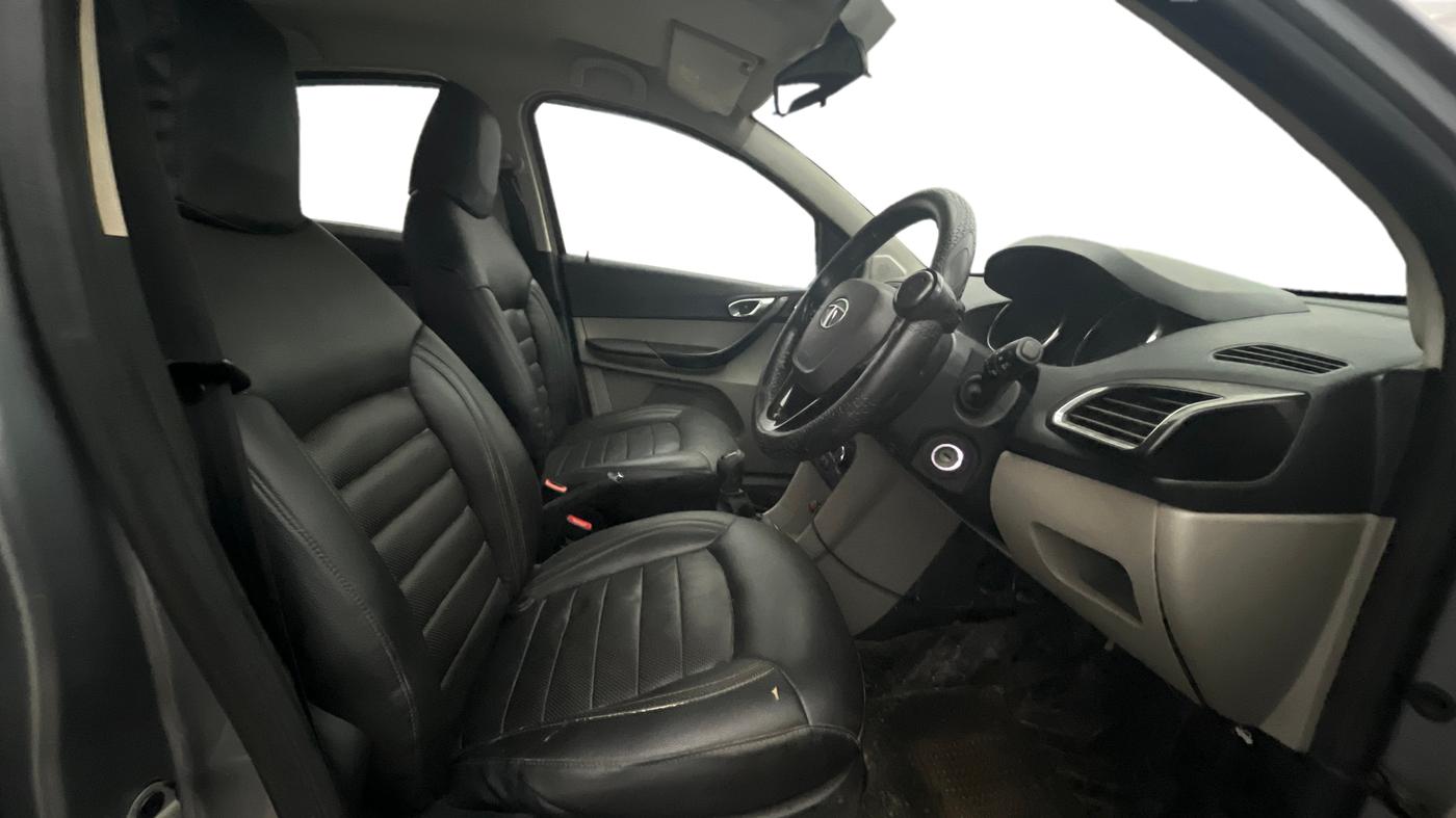 2018 Tata Tiago XZ PETROL, Petrol, Manual, 88,329 km, Right Side Front Door Cabin
