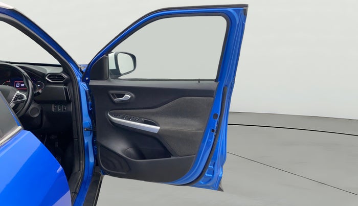 2021 Nissan MAGNITE XV PREMIUM TURBO CVT DUAL TONE, Petrol, Automatic, 40,926 km, RHS Front Door