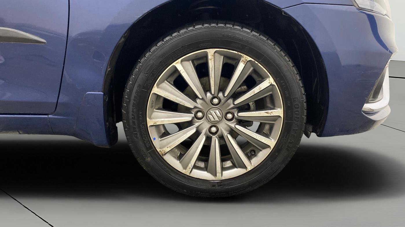 2019 Maruti Ciaz ALPHA 1.5 SHVS PETROL, Petrol, Manual, 31,418 km, Right Front Wheel