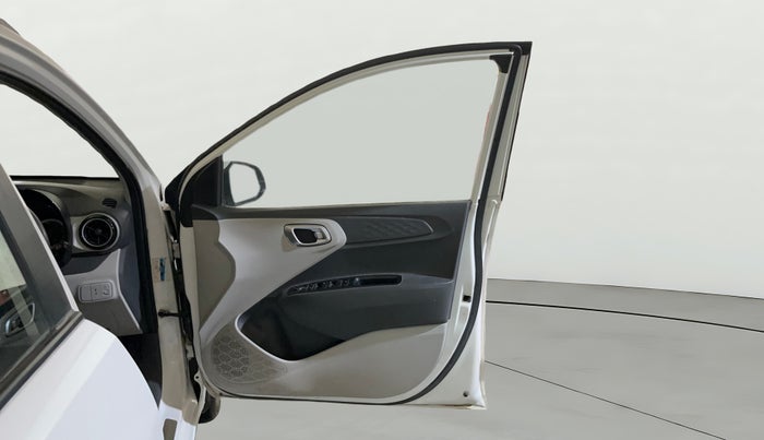 2022 Hyundai GRAND I10 NIOS SPORTZ 1.2 KAPPA VTVT CNG, CNG, Manual, 84,030 km, RHS Front Door