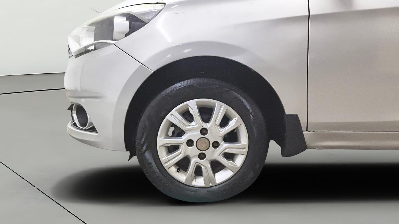 2018 Tata Tiago XZ PETROL, CNG, Manual, 1,26,094 km, Left Front Wheel