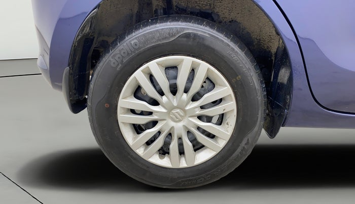 2022 Maruti Swift VXI AMT, Petrol, Automatic, 39,660 km, Right Rear Wheel