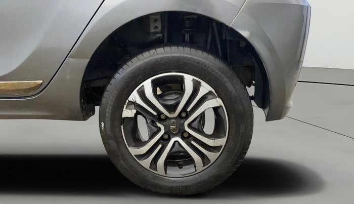 2022 Tata Tiago XZ PLUS CNG, CNG, Manual, 39,577 km, Left Rear Wheel
