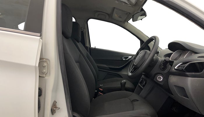 2017 Tata TIGOR XZ (O) PETROL, Petrol, Manual, 54,681 km, Right Side Front Door Cabin