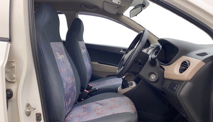 2015 Hyundai Grand i10 SPORTZ 1.2 KAPPA VTVT, Petrol, Manual, 71,440 km, Right Side Front Door Cabin