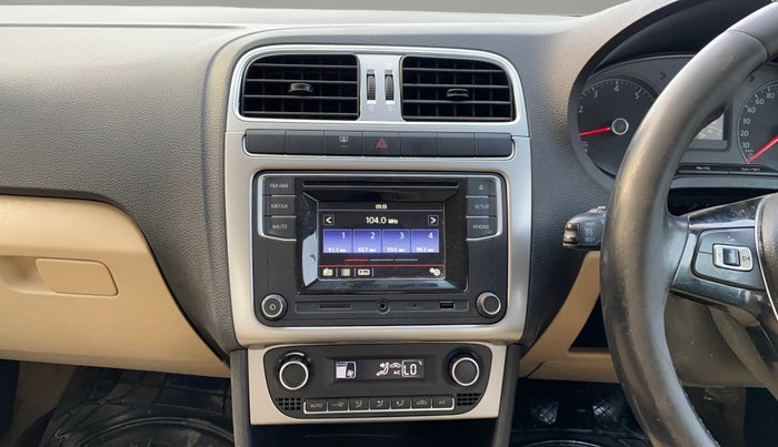 2016 Volkswagen Ameo HIGHLINE1.2L, Petrol, Manual, 81,347 km, Air Conditioner