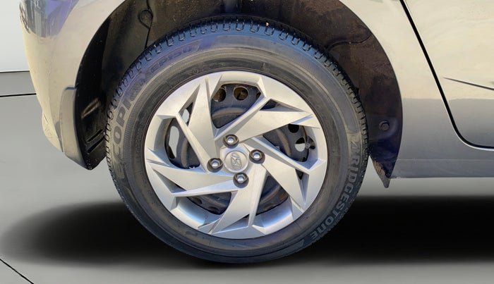 2020 Hyundai NEW I20 MAGNA 1.2 MT, Petrol, Manual, 23,731 km, Right Rear Wheel