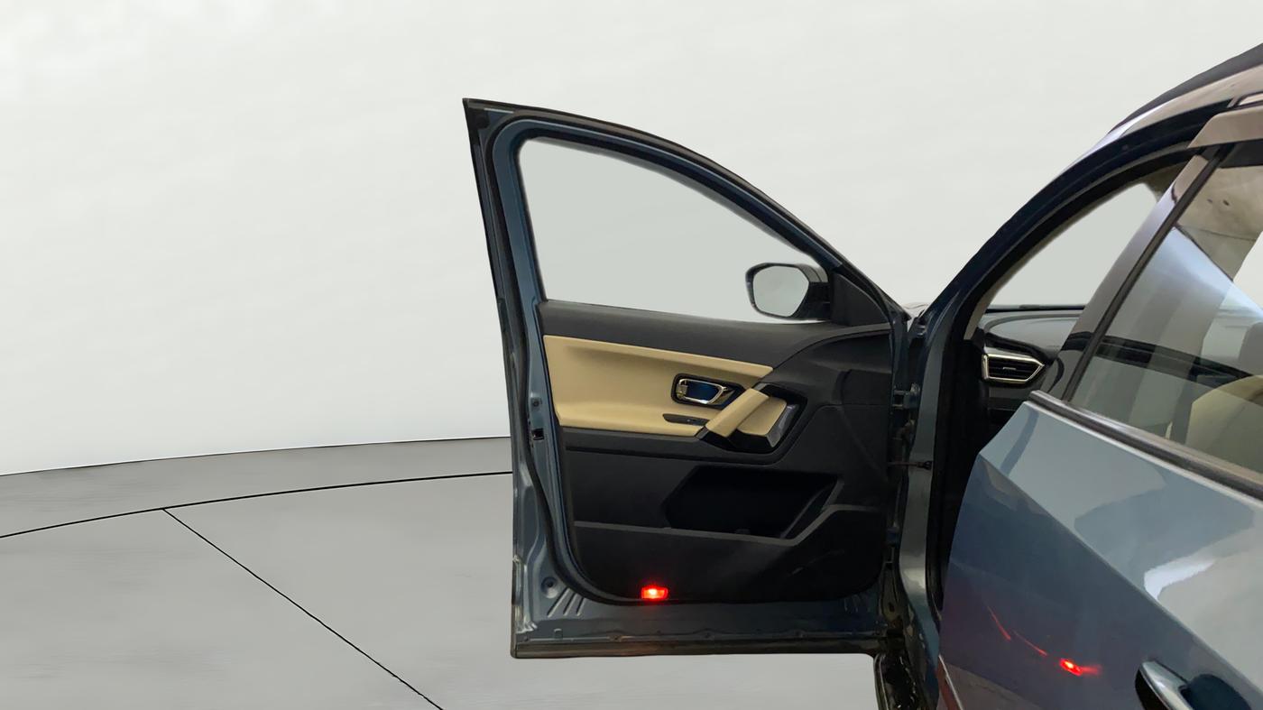 2021 Tata Safari XZA PLUS, Diesel, Automatic, 87,308 km, LHS Front Door