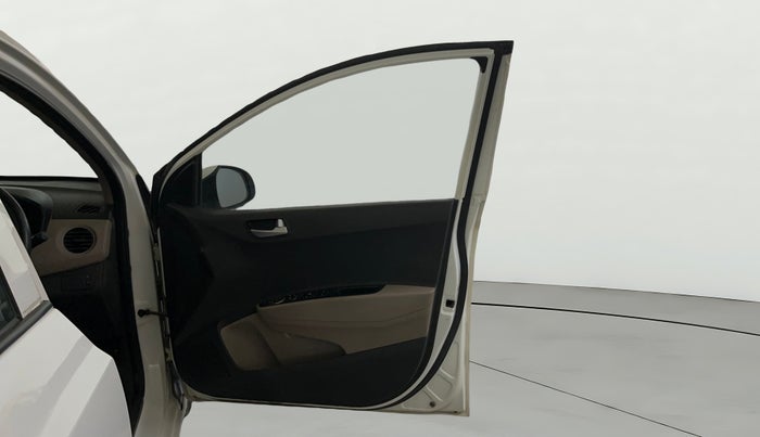 2019 Hyundai Grand i10 SPORTZ 1.2 KAPPA VTVT, Petrol, Manual, 31,104 km, RHS Front Door