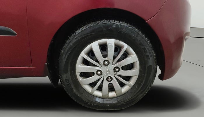 2014 Hyundai i10 SPORTZ 1.1, Petrol, Manual, 75,832 km, Right Front Wheel