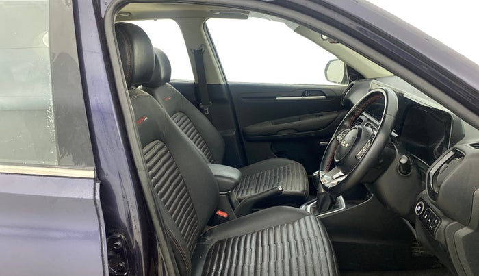 2022 KIA SONET GTX PLUS 1.5, Diesel, Manual, 56,611 km, Right Side Front Door Cabin