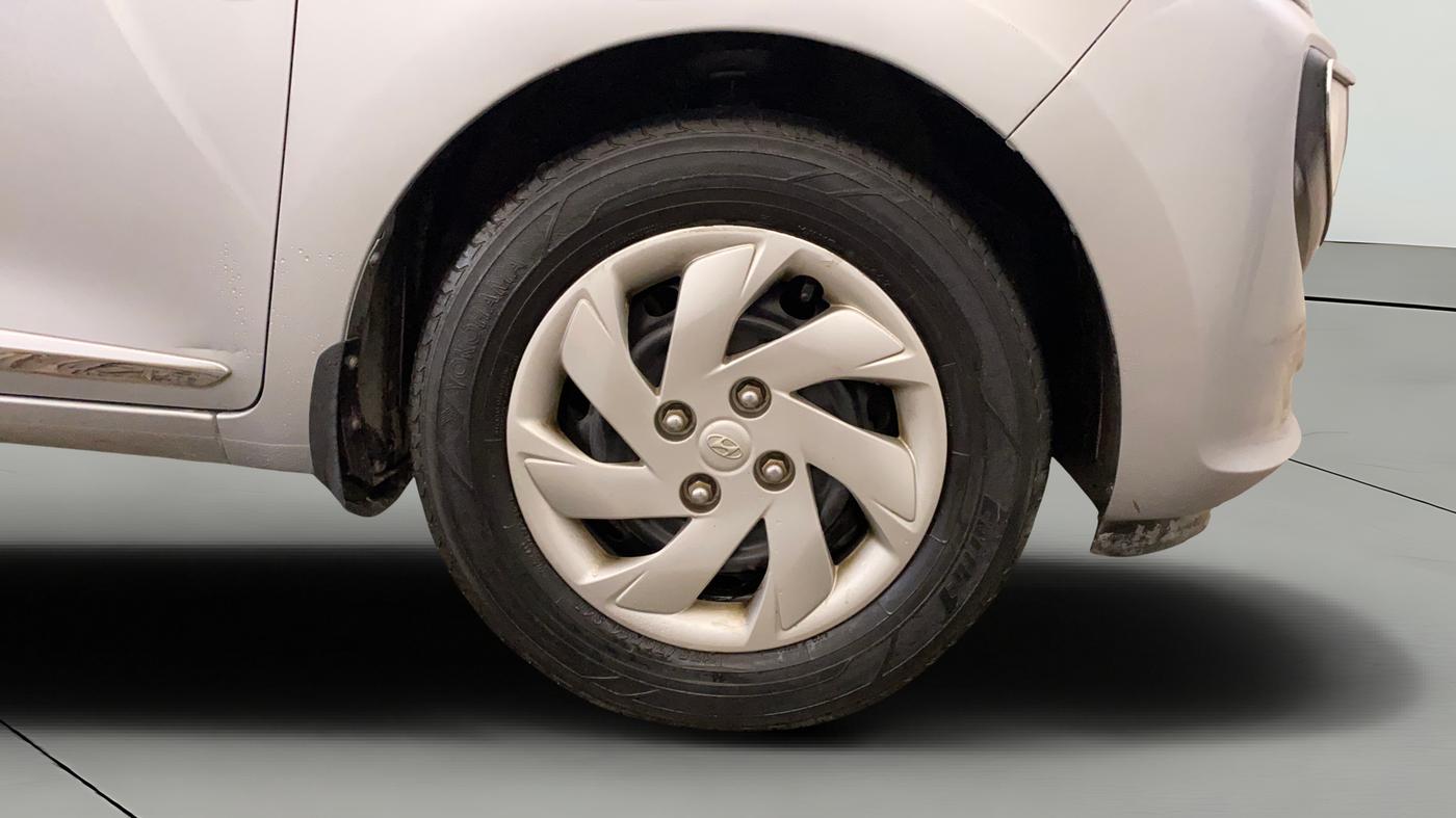 2019 Hyundai NEW SANTRO SPORTZ CNG, CNG, Manual, 78,715 km, Right Front Wheel