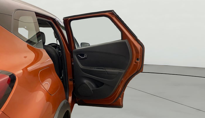 2019 Renault Captur PLATINE DIESEL DUAL TONE, Diesel, Manual, 83,603 km, RHS Rear Door
