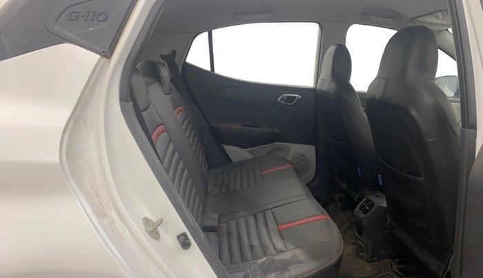 2021 Hyundai GRAND I10 NIOS SPORTZ U2 1.2 CRDI, Diesel, Manual, 1,06,167 km, Right Side Rear Door Cabin
