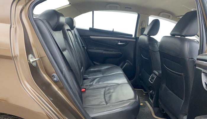 2018 Maruti Ciaz S 1.4 MT PETROL, Petrol, Manual, 61,505 km, Right Side Rear Door Cabin