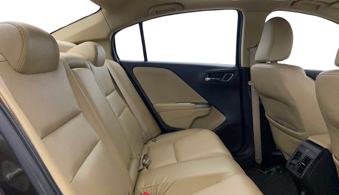 2017 Honda City 1.5L I-VTEC VX CVT, Petrol, Automatic, 94,505 km, Right Side Rear Door Cabin