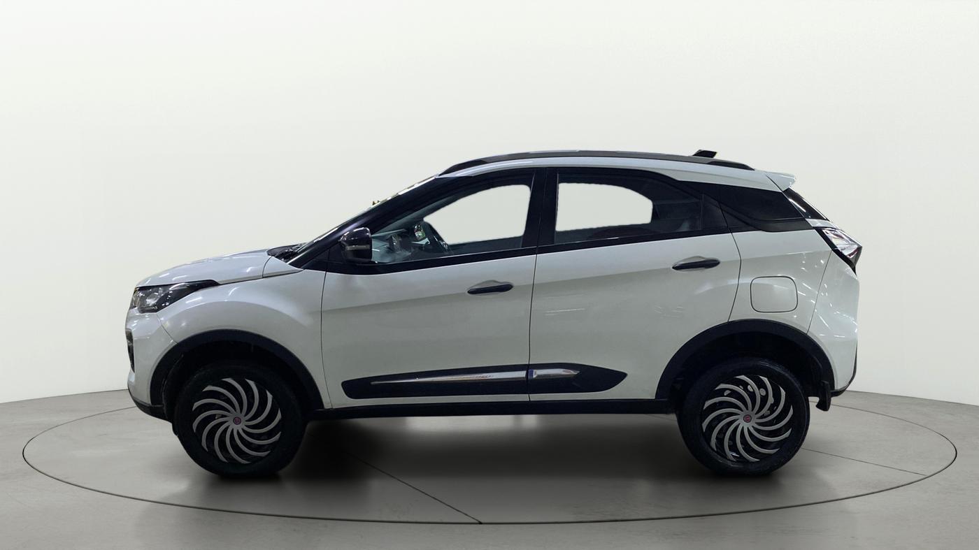 2023 Tata NEXON XM PLUS SUNROOF PETROL, Petrol, Manual, 63,488 km, Left Side
