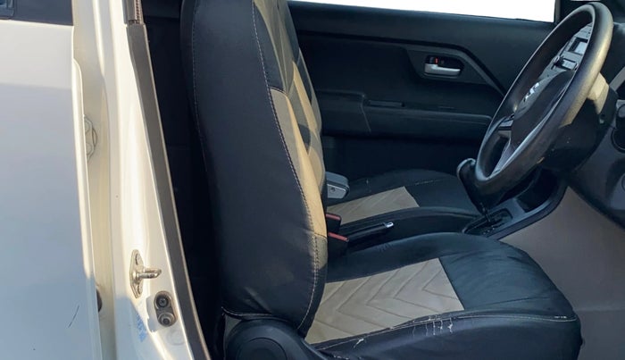 2020 Maruti New Wagon-R VXI 1.2 AMT, Petrol, Automatic, 28,499 km, Right Side Front Door Cabin