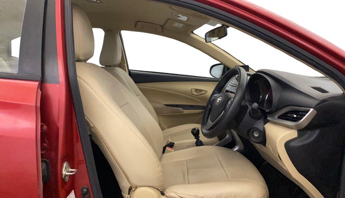 2018 Toyota YARIS J MT, Petrol, Manual, 75,472 km, Right Side Front Door Cabin