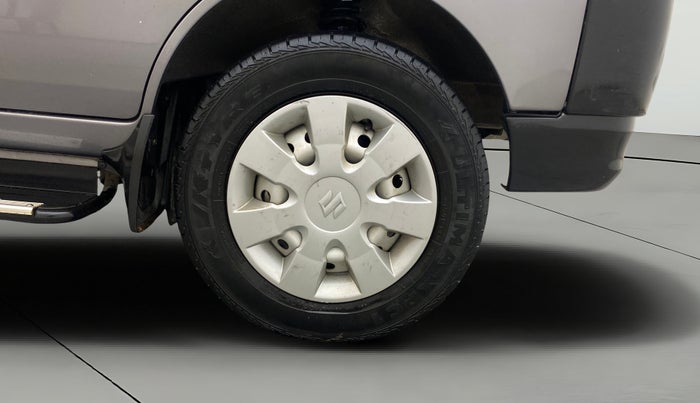 2024 Maruti Eeco 5 STR AC, Petrol, Manual, 35,452 km, Right Front Wheel