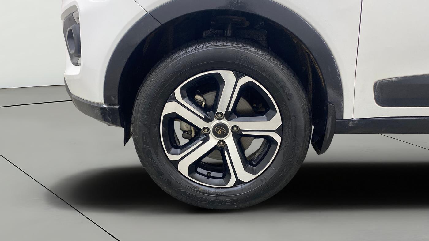 2023 Tata NEXON  XZ Plus LUXS Jet, Petrol, Manual, 40,370 km, Left Front Wheel