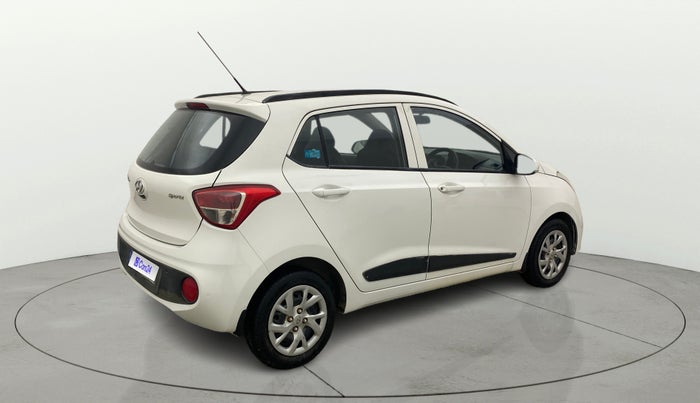 2018 Hyundai Grand i10 SPORTZ 1.2 KAPPA VTVT, Petrol, Manual, 52,665 km, Right Back Diagonal