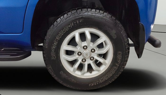2016 Mahindra TUV300 T8, Diesel, Manual, 53,007 km, Left Rear Wheel