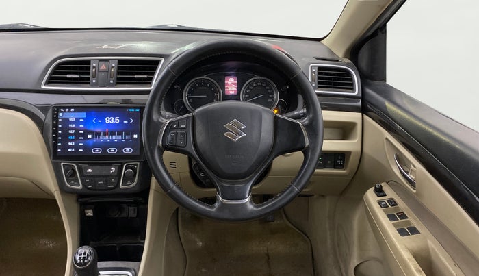 2015 Maruti Ciaz ZXI, Petrol, Manual, 70,857 km, Steering Wheel Close Up
