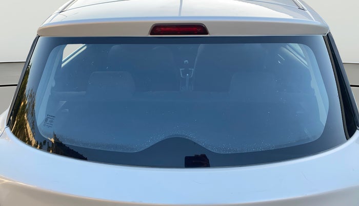 2018 Maruti Swift VXI, Petrol, Manual, 72,064 km, Rear Windshield