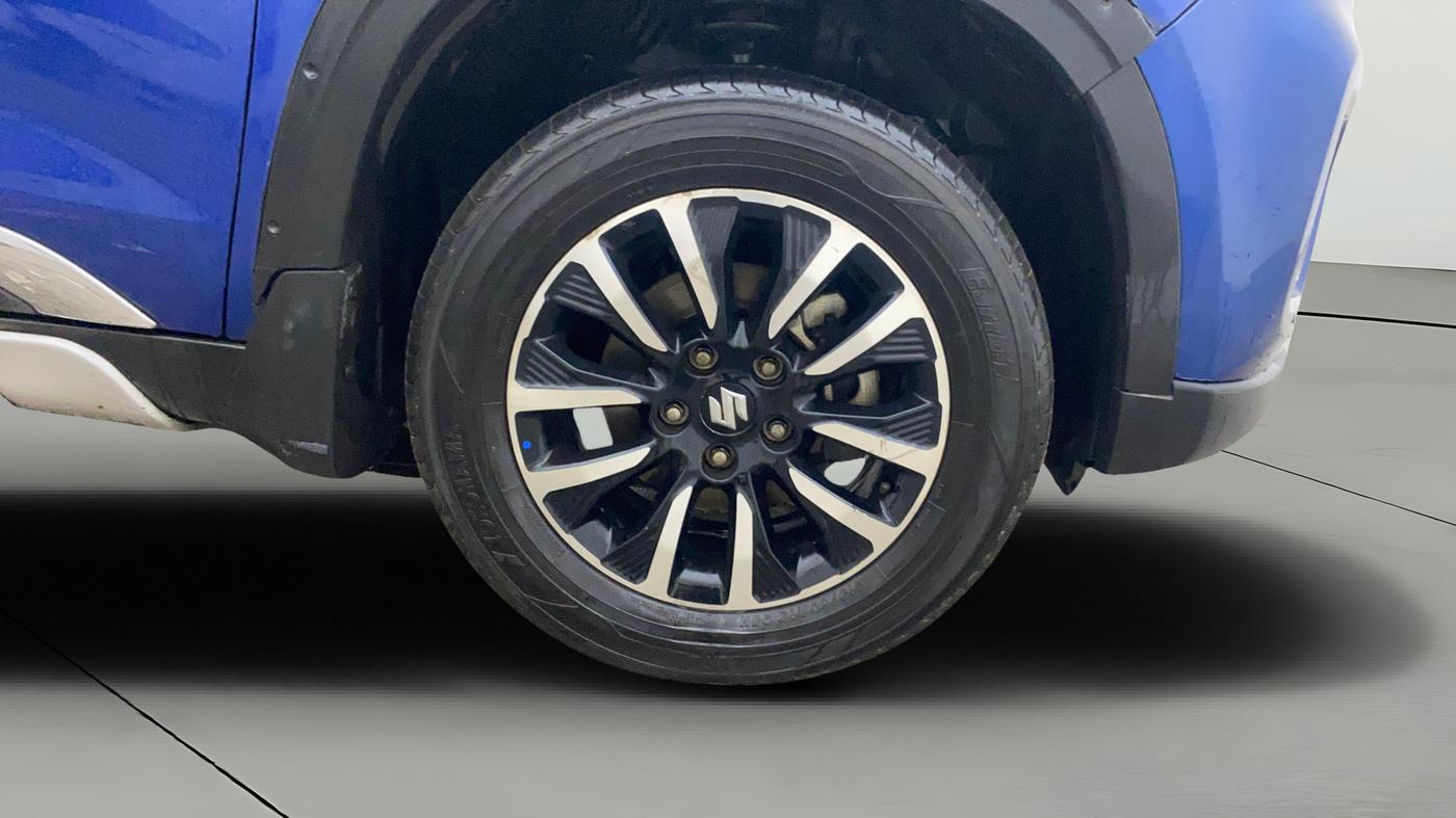 2020 Maruti Vitara Brezza ZXI AT SHVS, Petrol, Automatic, 1,31,317 km, Right Front Wheel