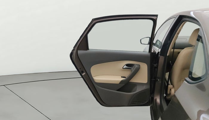 2015 Volkswagen Vento HIGHLINE 1.5 AT, Diesel, Automatic, 1,09,859 km, LHS Rear Door