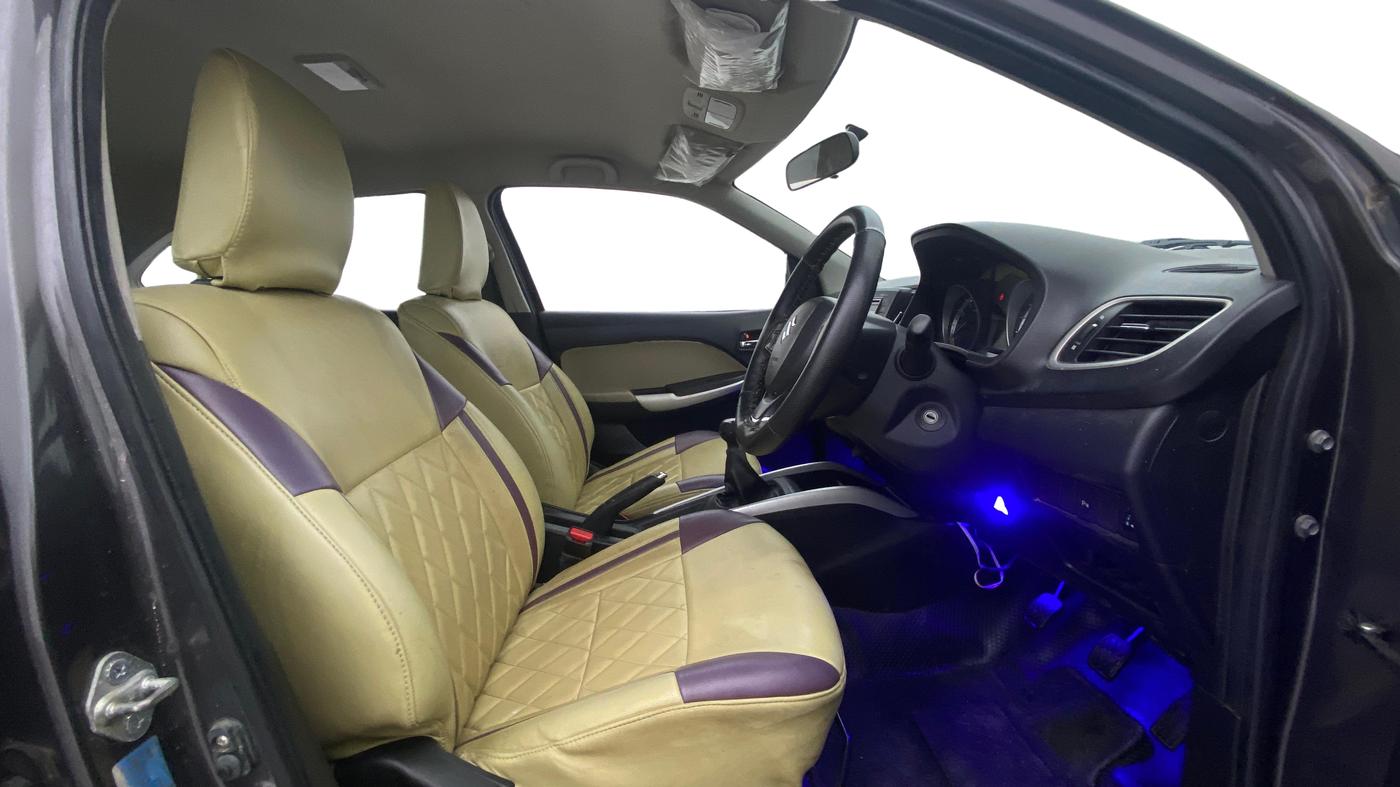 2016 Maruti Baleno DELTA PETROL 1.2, Petrol, Manual, 40,612 km, Right Side Front Door Cabin