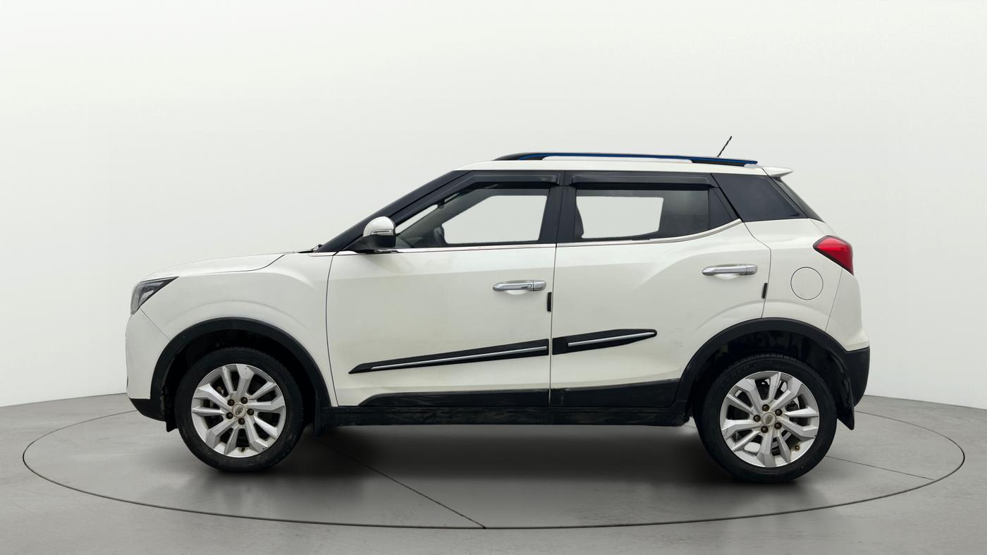 2022 Mahindra XUV300 W8 1.5 DIESEL, Diesel, Manual, 44,851 km, Left Side