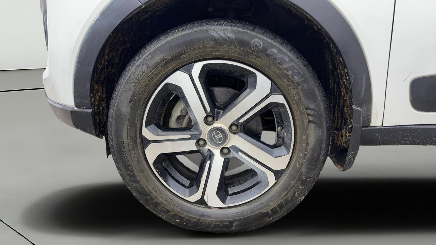 2021 Tata NEXON XZ PLUS (O) PETROL, Petrol, Manual, 39,505 km, Left Front Wheel