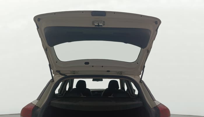 2016 Hyundai Elite i20 SPORTZ 1.2, Petrol, Manual, 73,712 km, Boot Door Open