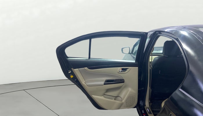 2017 Maruti Ciaz ZDI SHVS, Diesel, Manual, 64,319 km, LHS Rear Door