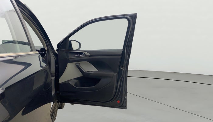 2022 Skoda KUSHAQ AMBITION 1.0L TSI MT, Petrol, Manual, 32,356 km, RHS Front Door