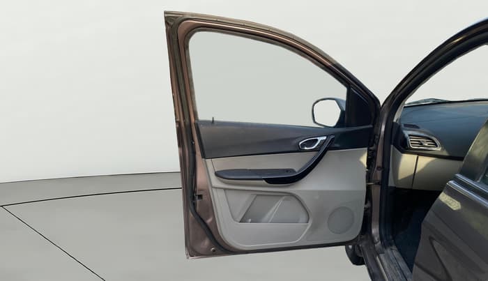 2018 Tata Tiago XZ PETROL, Petrol, Manual, 27,226 km, LHS Front Door