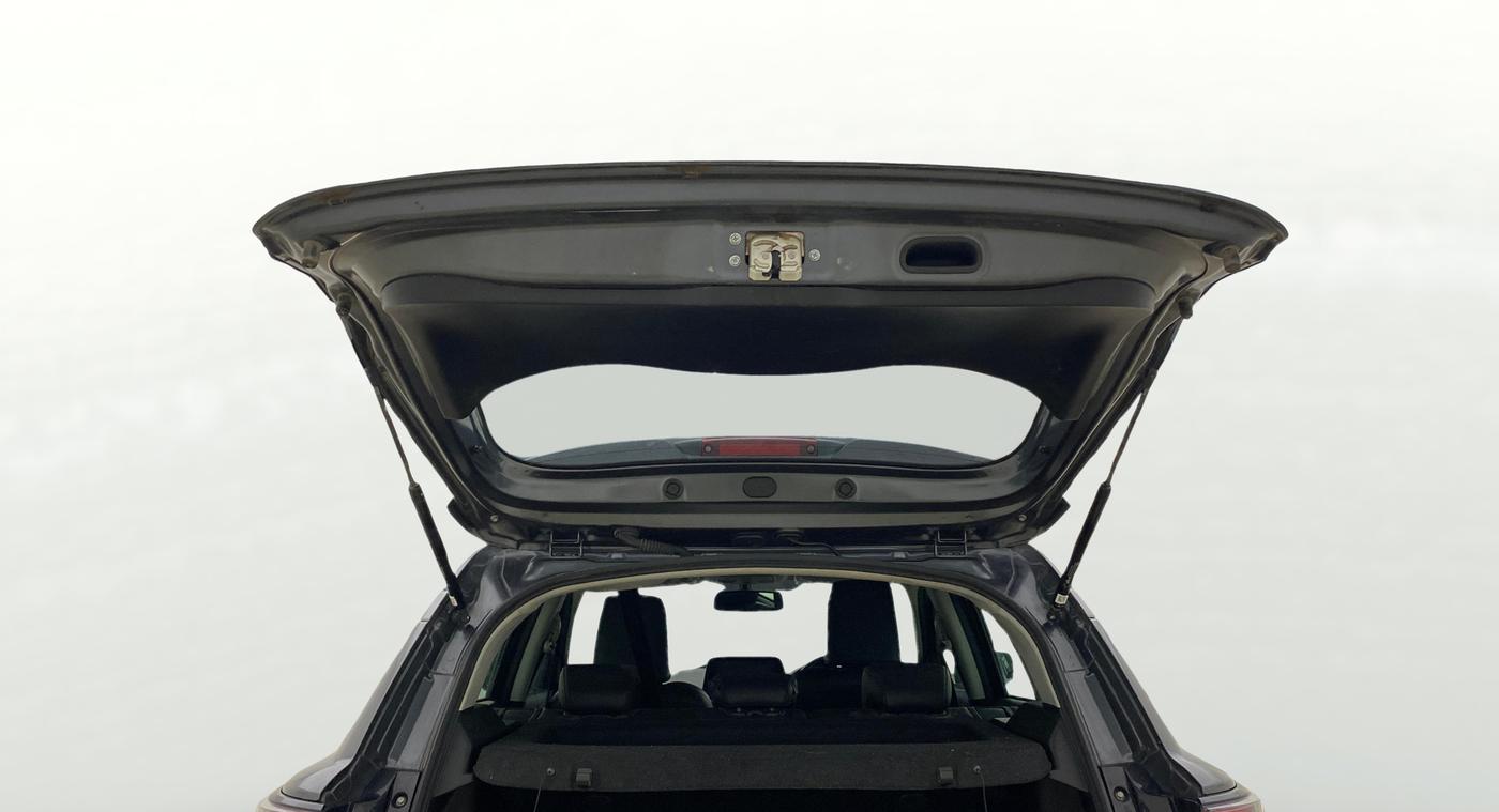 2023 Maruti Grand Vitara ALPHA SMART HYBRID AT, Petrol, Automatic, 63,704 km, Boot Door Open