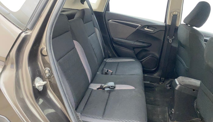 2019 Honda WR-V 1.5L I-DTEC VX MT, Diesel, Manual, 1,11,202 km, Right Side Rear Door Cabin