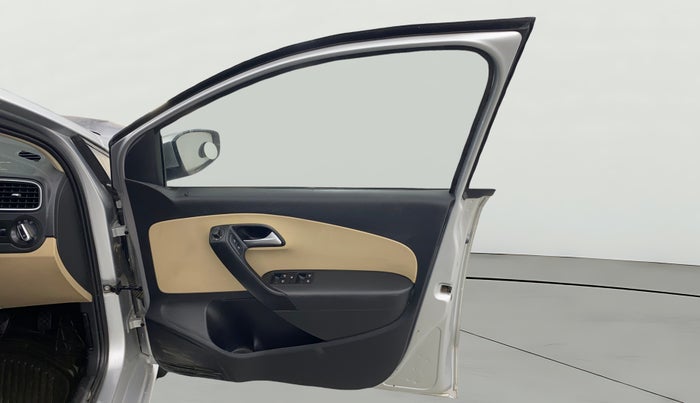 2017 Volkswagen Ameo HIGHLINE1.5L, Diesel, Manual, 47,305 km, RHS Front Door