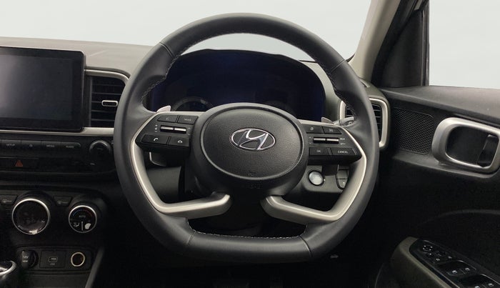 2020 Hyundai VENUE SX PLUS 1.0 TURBO DCT, Petrol, Automatic, 1,46,088 km, Steering Wheel Close Up