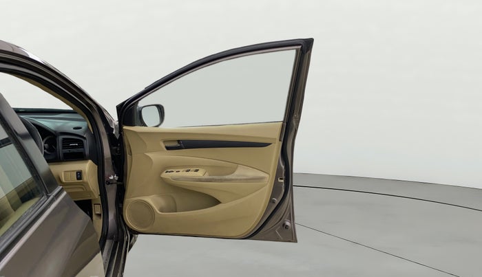 2013 Honda City 1.5L I-VTEC S MT, Petrol, Manual, 1,49,648 km, RHS Front Door