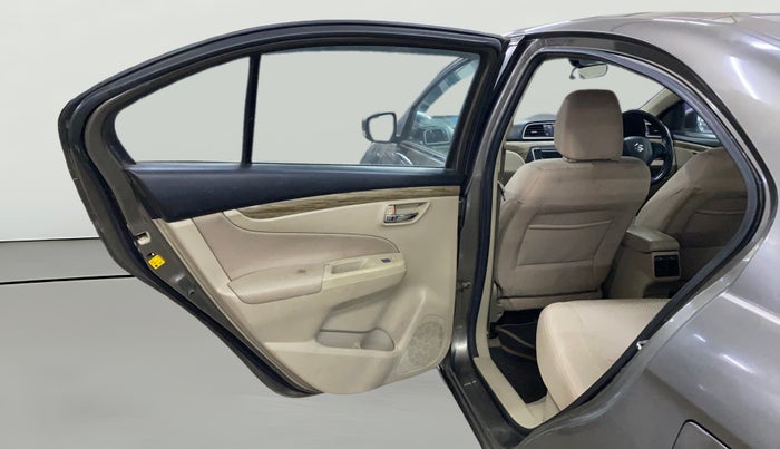 2020 Maruti Ciaz ALPHA 1.5 SHVS PETROL, Petrol, Manual, 1,06,294 km, LHS Rear Door