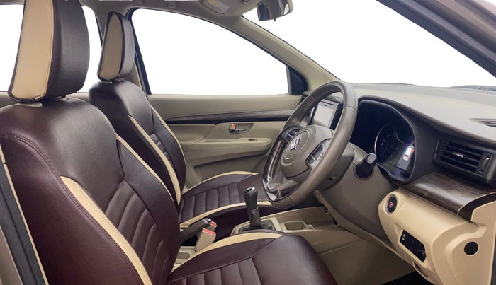 2019 Maruti Ertiga ZXI+ SHVS, Petrol, Manual, 40,082 km, Right Side Front Door Cabin