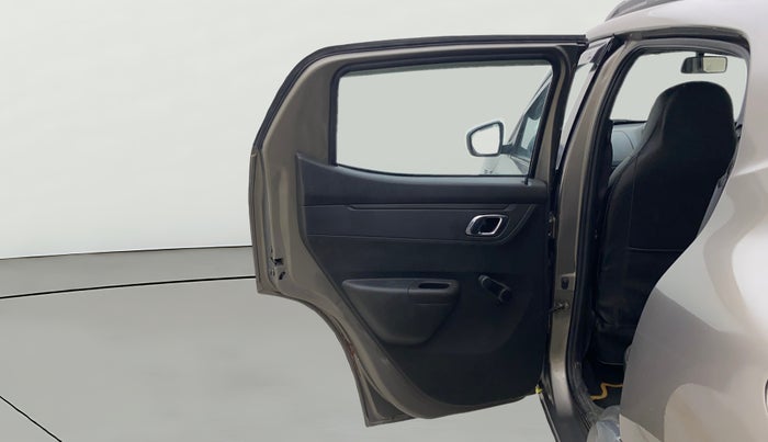 2019 Renault Kwid RXT 1.0 AMT (O), Petrol, Automatic, 27,164 km, LHS Rear Door